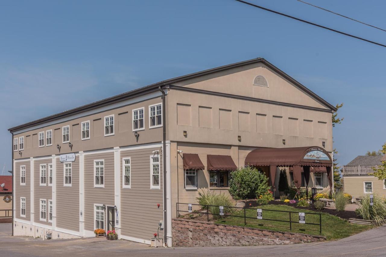 Harbor House 2*
