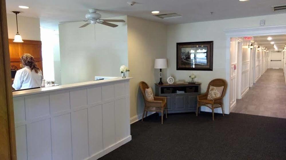 Hotel Harbor House 2*
