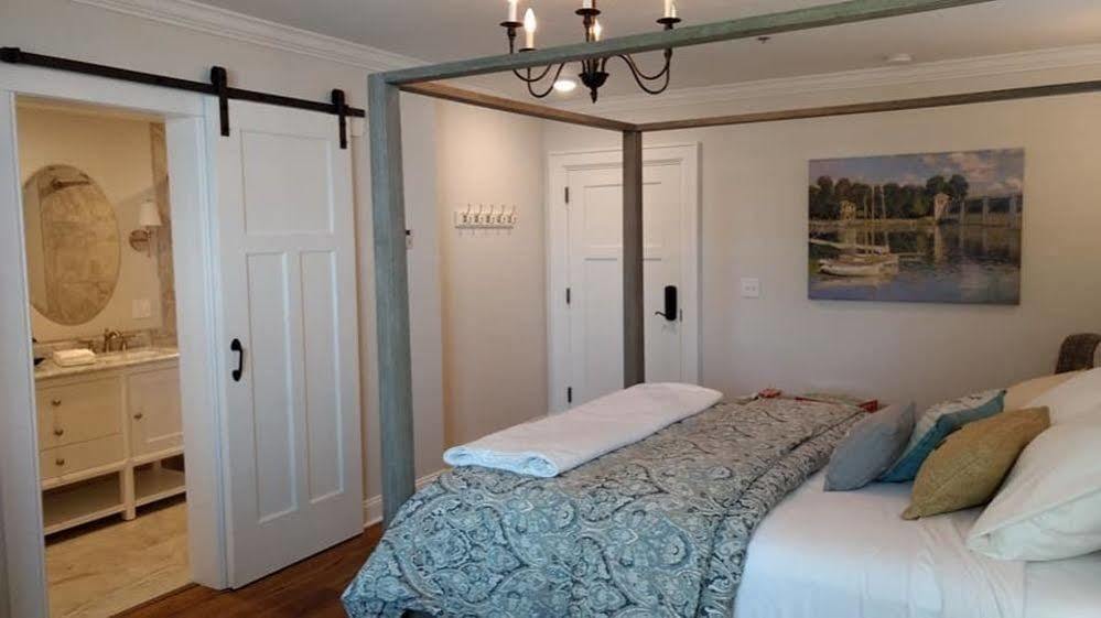 Harbor House 2* Sackets Harbor